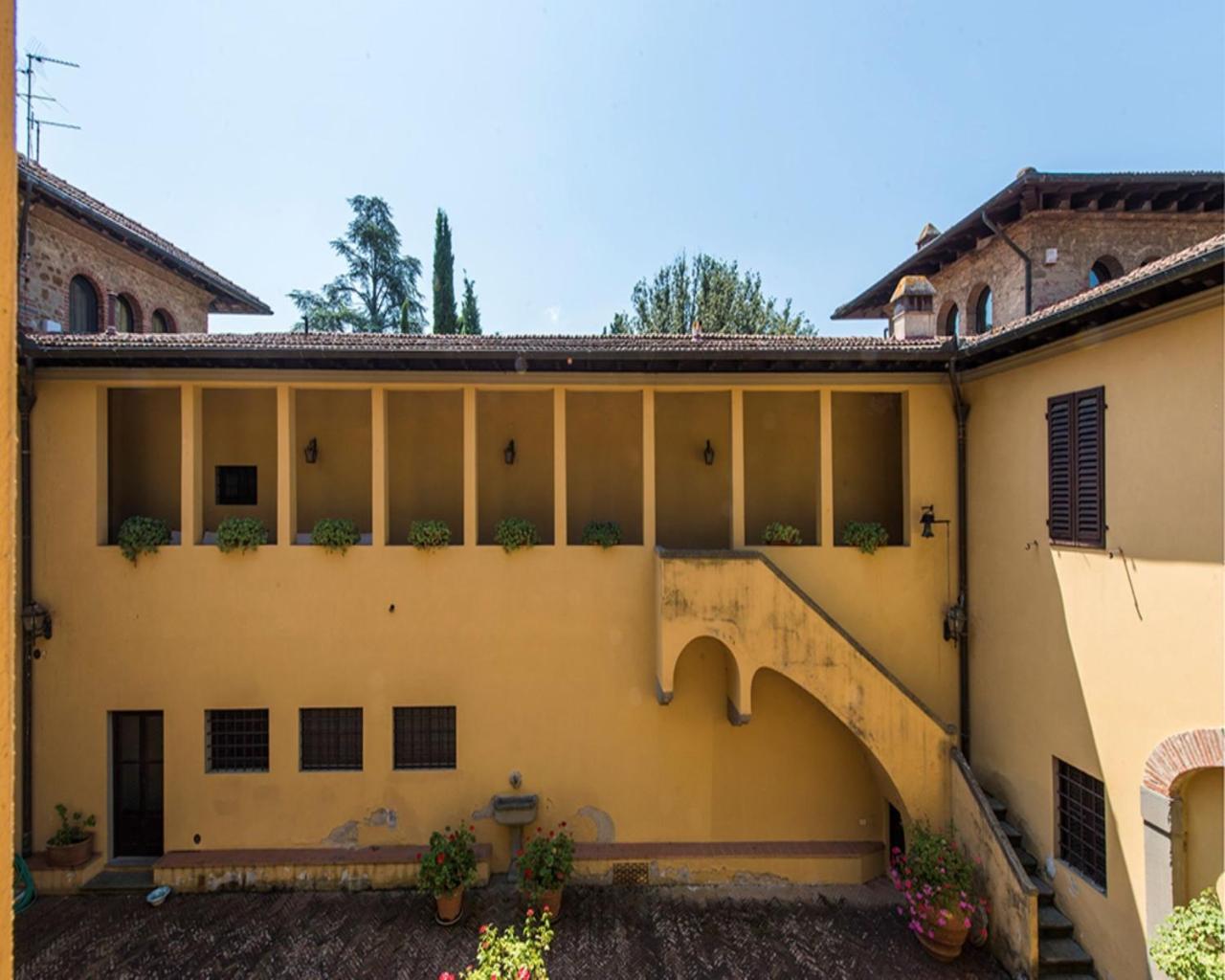لاسترا أَ سينيا Villa Piandaccoli المظهر الخارجي الصورة